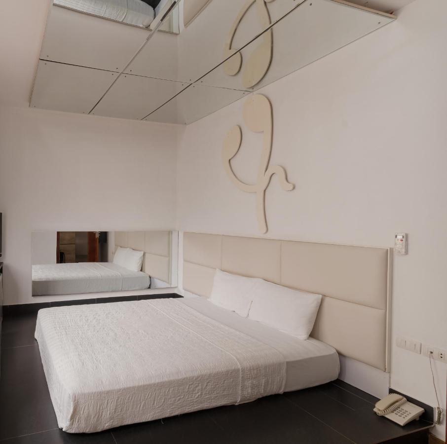 Blue Diamond Apartment Hotel Hà Nội Ngoại thất bức ảnh
